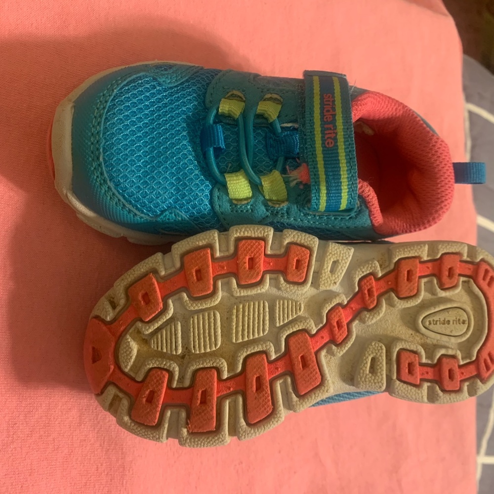 Stride Rite - Picture 4 of 5